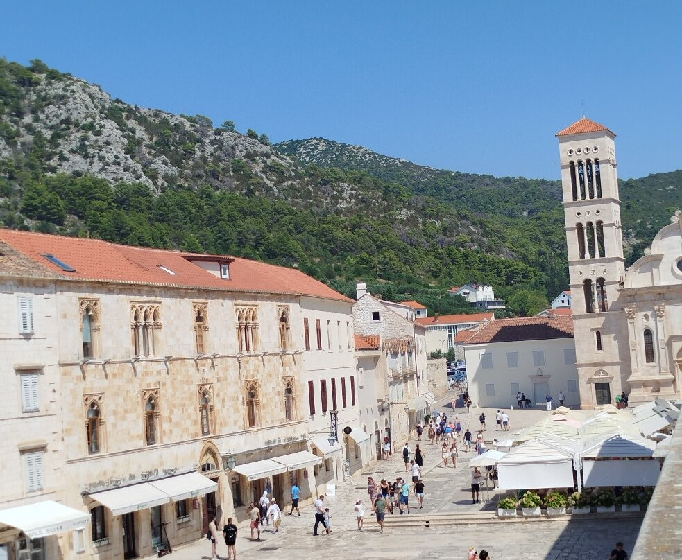 The Harbour of Hvar-赫瓦尔必去景点