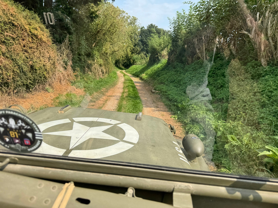 Normandy Jeep Tours-Sainte-Mere-Eglise必去景点
