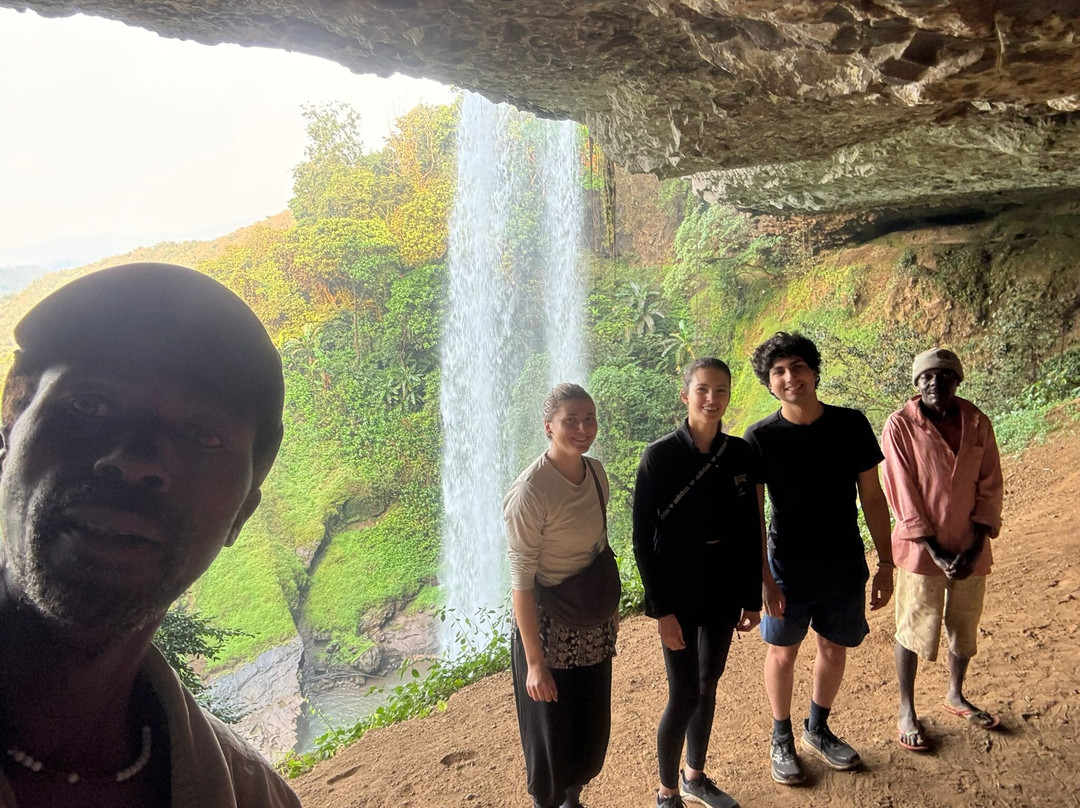 Kaporogwe Falls-Tukuyu必去景点