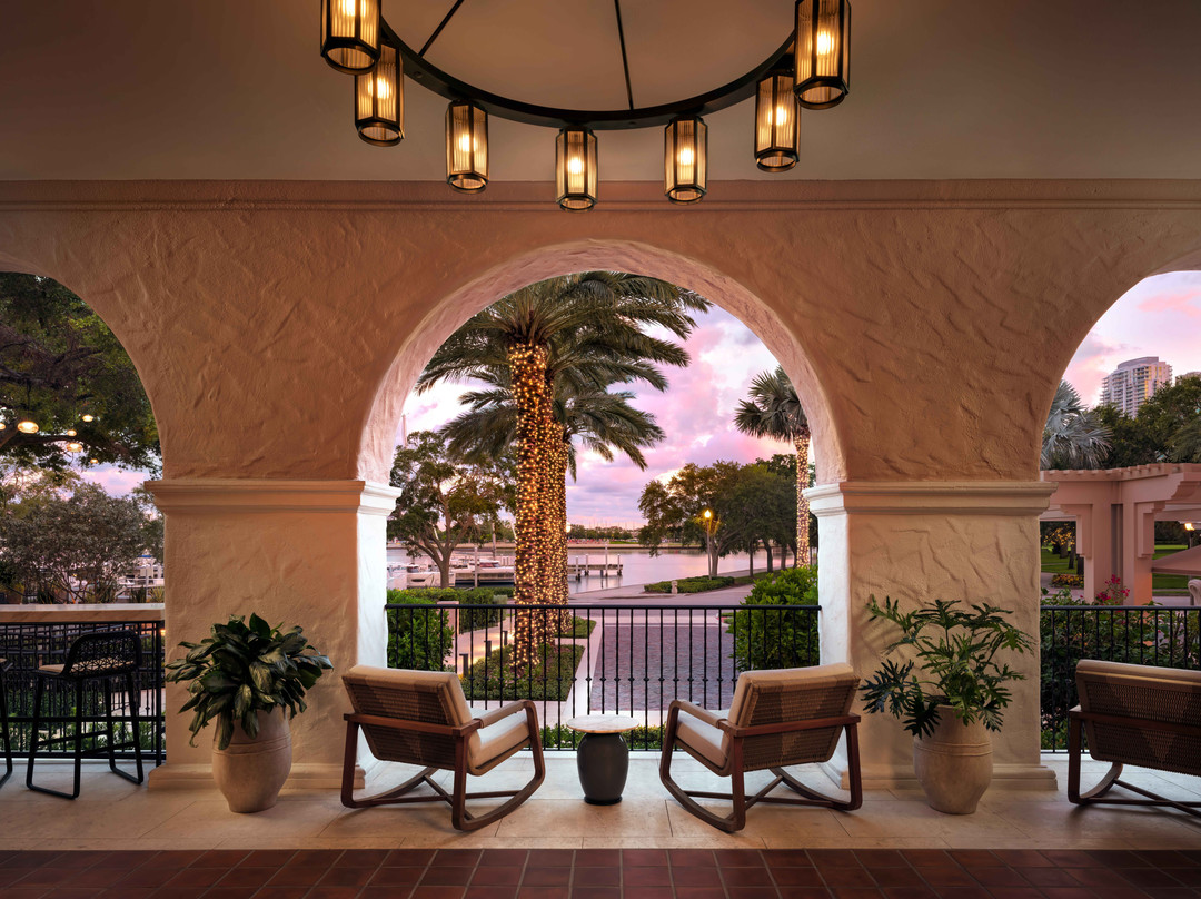 The Veranda at The Vinoy