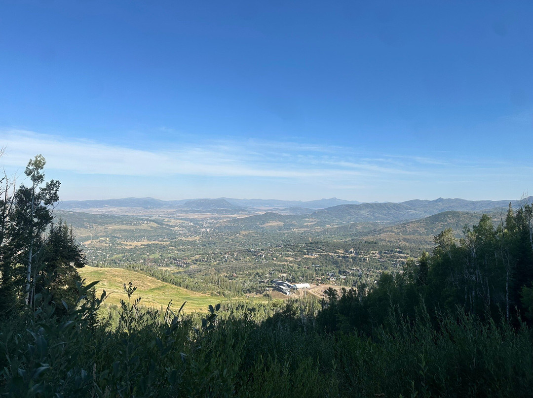 Thunderhead Hiking Trail-斯廷博特斯普林斯必去景点