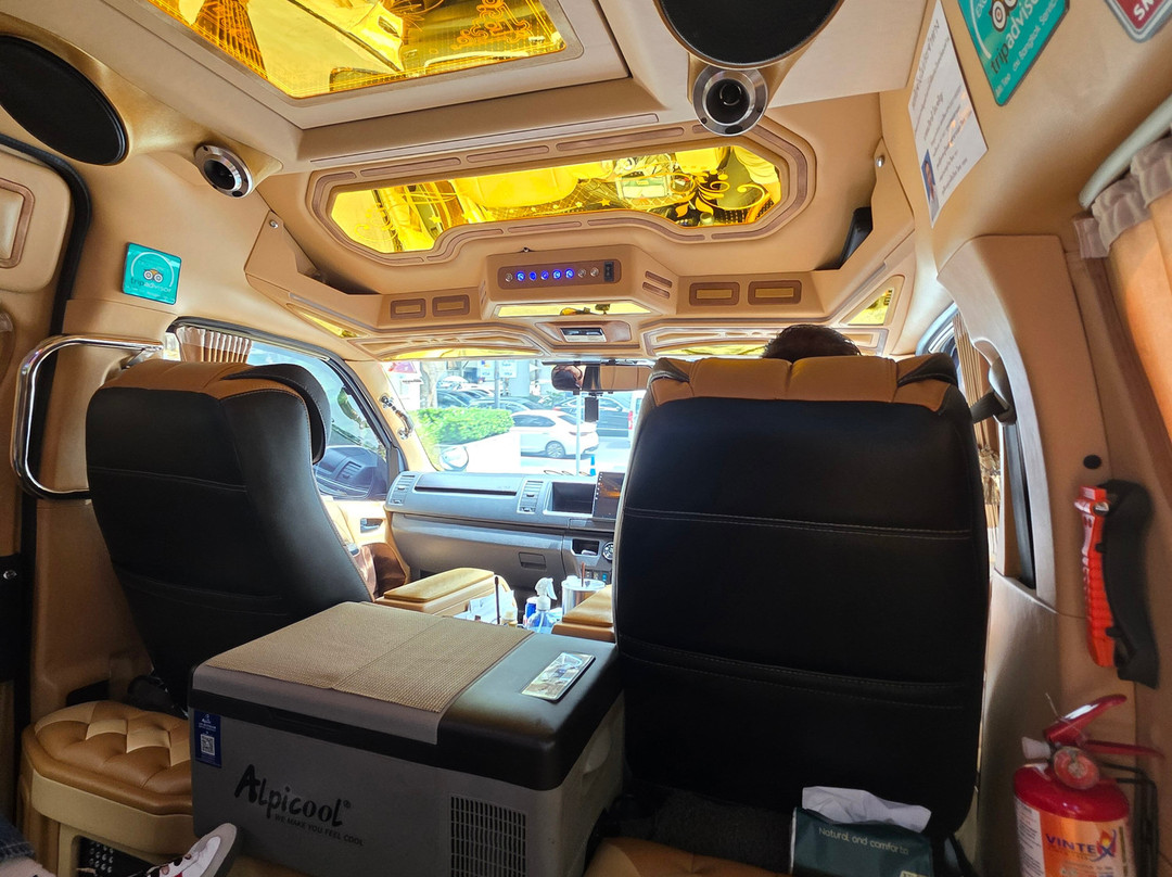 Mr.Tee Taxi Bangkok Service-曼谷必去景点