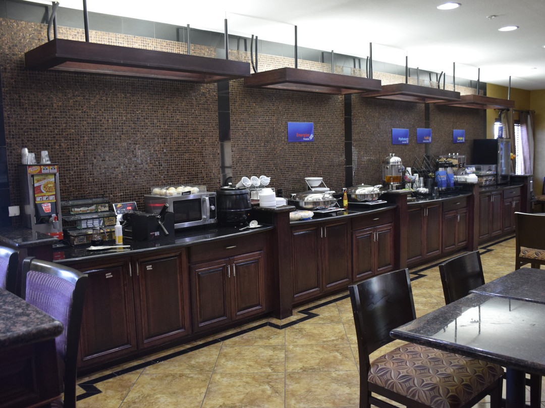 Best Western Manhattan Inn主图