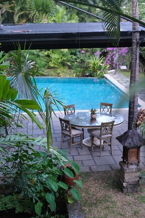 巴厘诺夫斯别墅主图