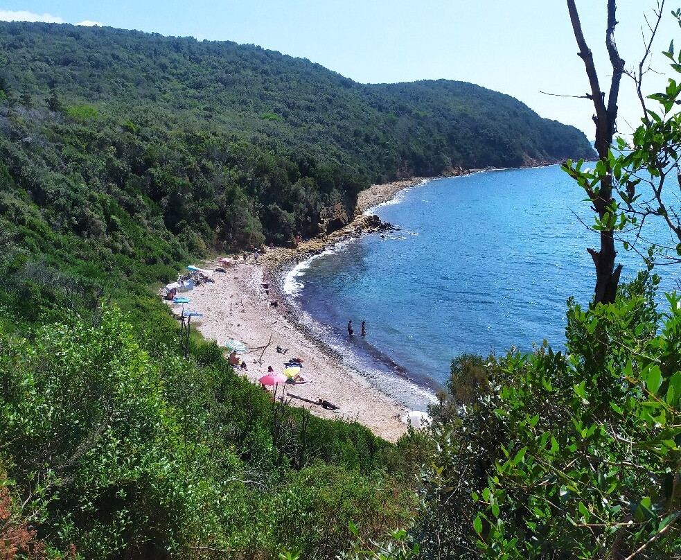 Cala Martina-Puntone必去景点