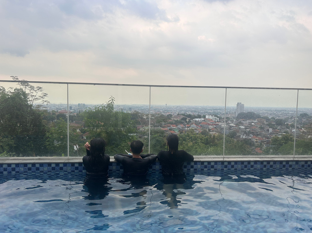 帕特雷三宝会议大酒店主图