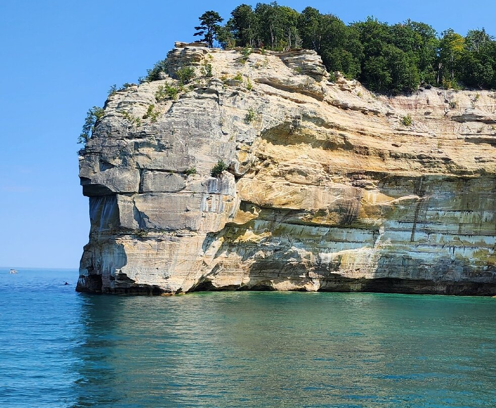Pictured Rocks Cruises-缪尼辛必去景点
