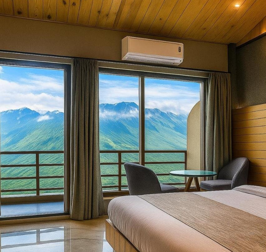 Dhuk Dhuwan Resort and Hotel