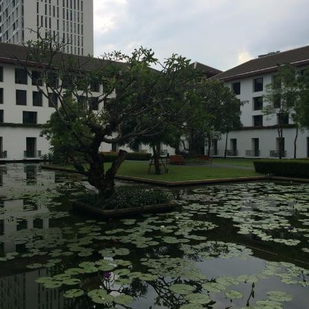 曼谷素可泰酒店主图