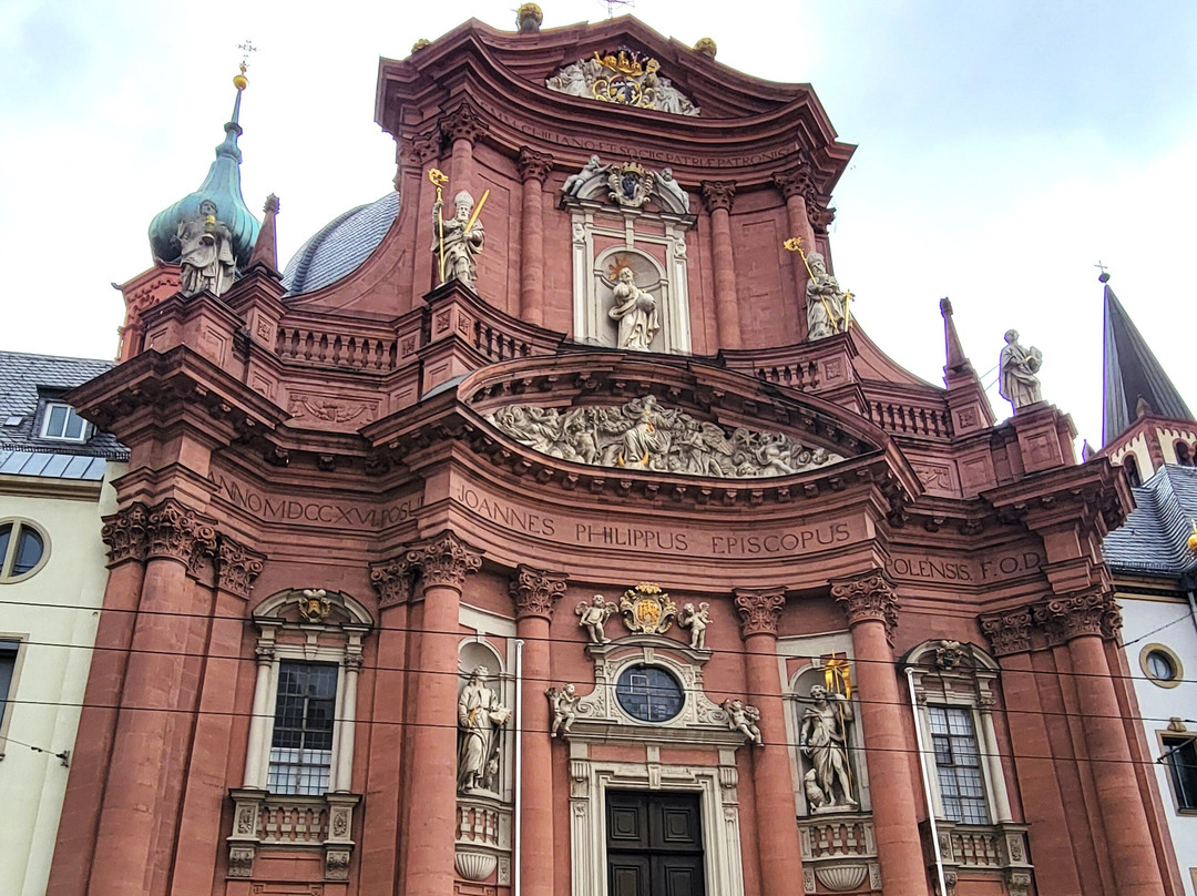 Neumuenster-维尔茨堡必去景点