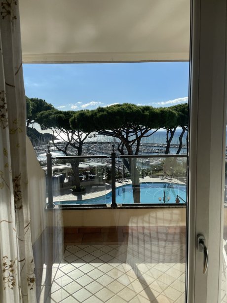 卡拉代尔波尔图蓬塔阿拉-官方