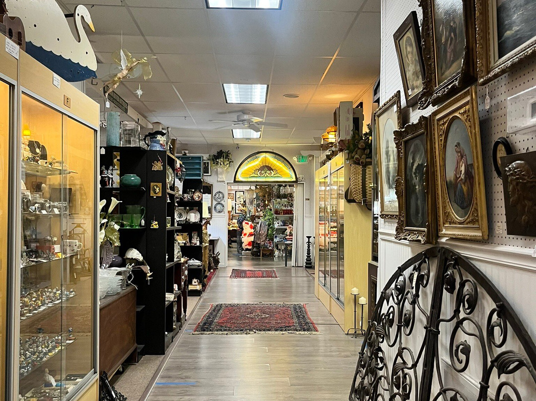 RHINEBECK ANTIQUE EMPORIUM-Staatsburg必去景点