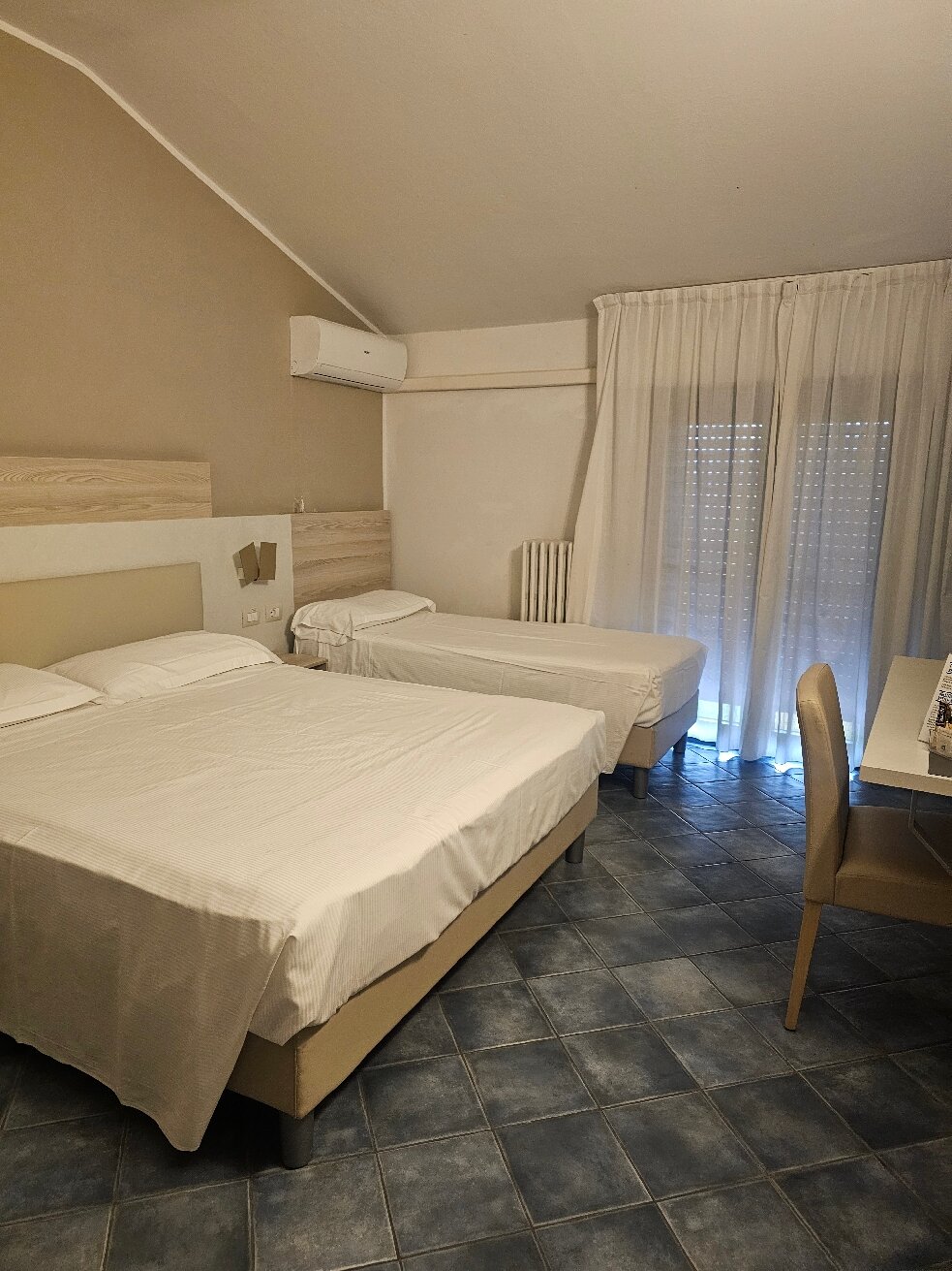 Hotel Riel-官方