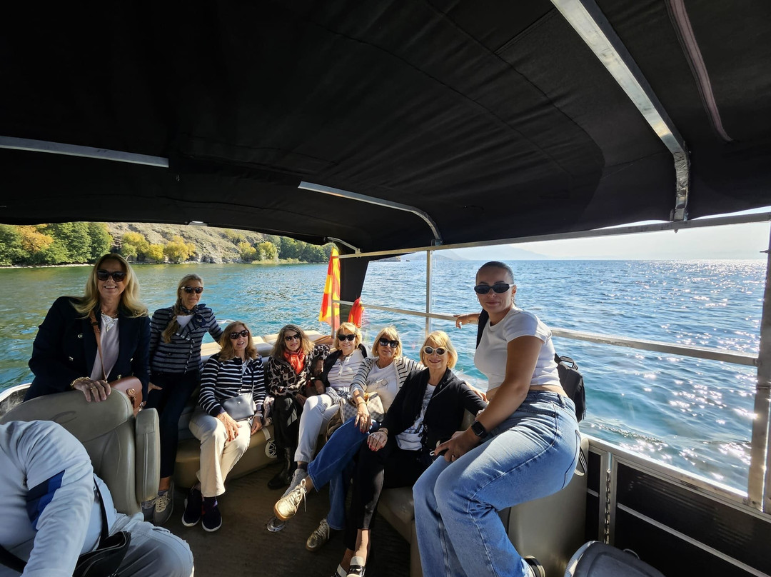 Guia español en albania-地拉那必去景点