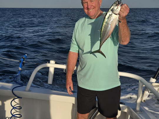 Charter Boat Distraction-橙色海湾必去景点