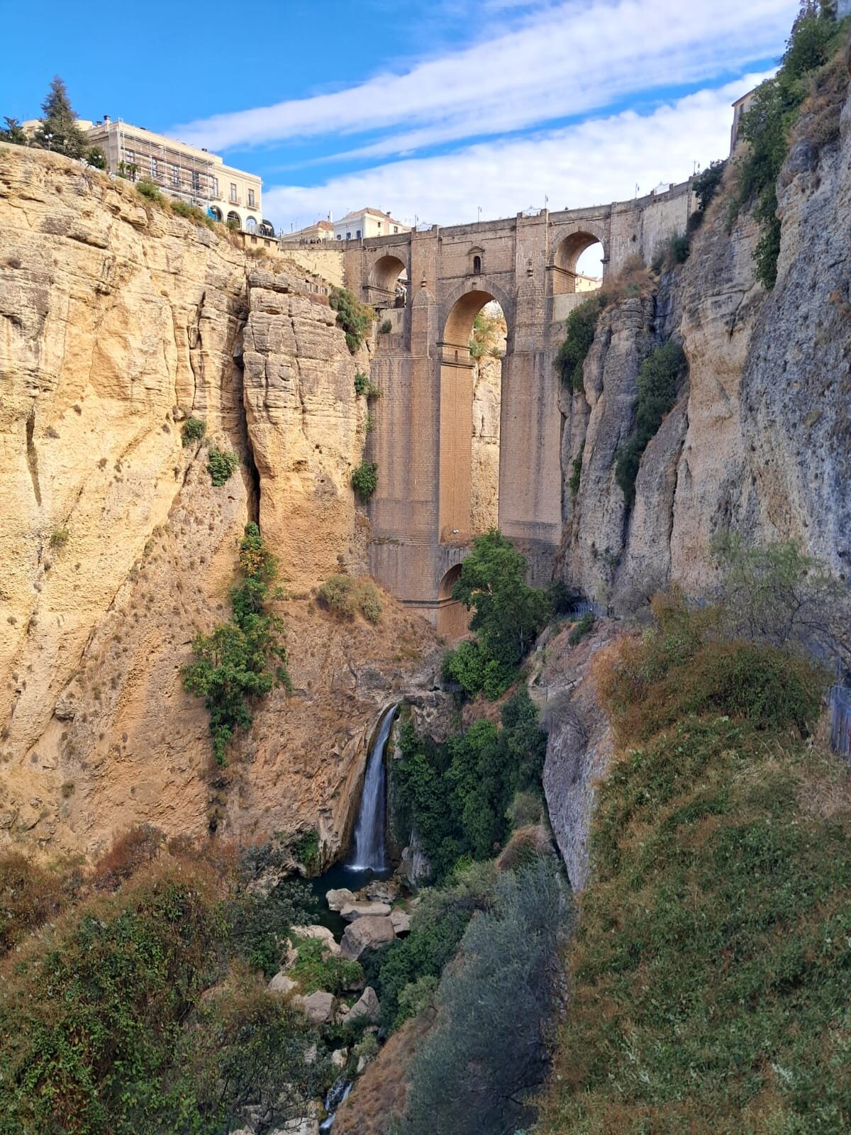 Globales Pueblo Andaluz-官方