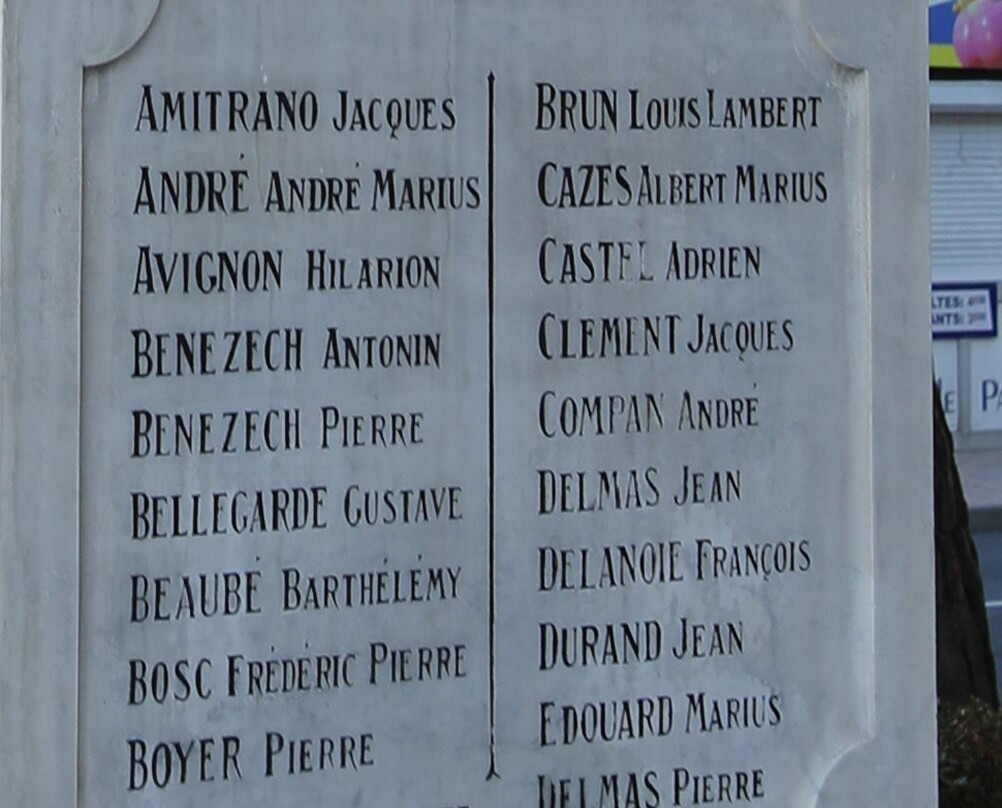 Monument aux Morts de Palavas-les-Flots-帕拉瓦莱弗洛必去景点