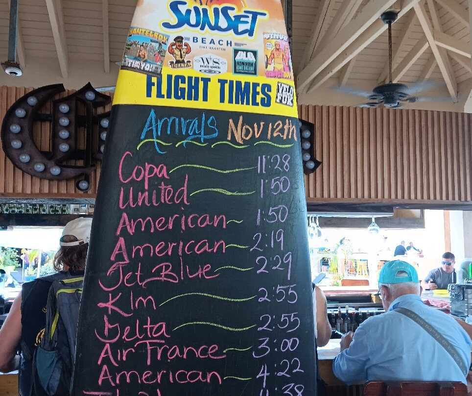 Sunset Bar & Grill-马霍必去景点