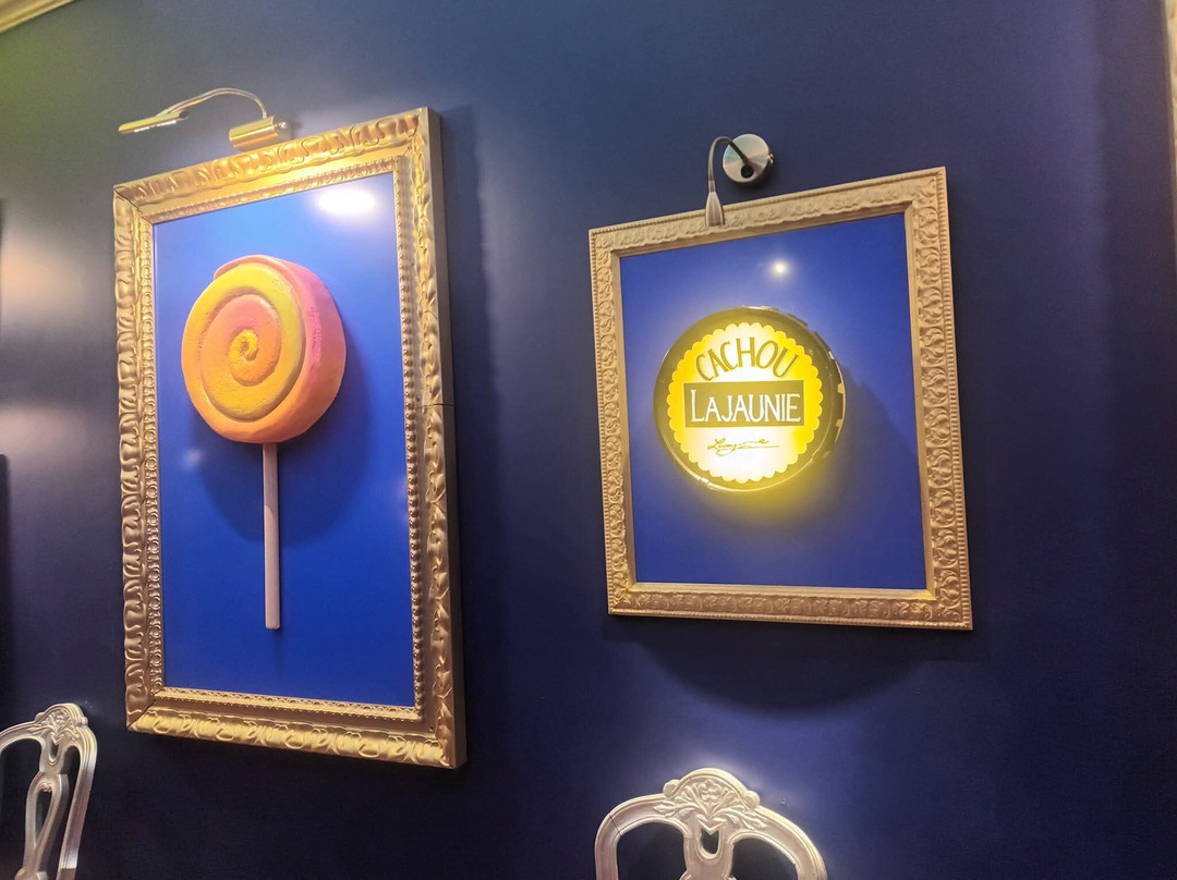 Palais Des Bonbons Du Nougat Et Des Souvenirs-蒙特利玛必去景点