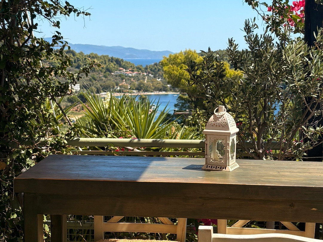 Areti Studios and Appartments主图