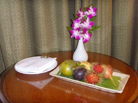 曼谷苏阁索酒店主图