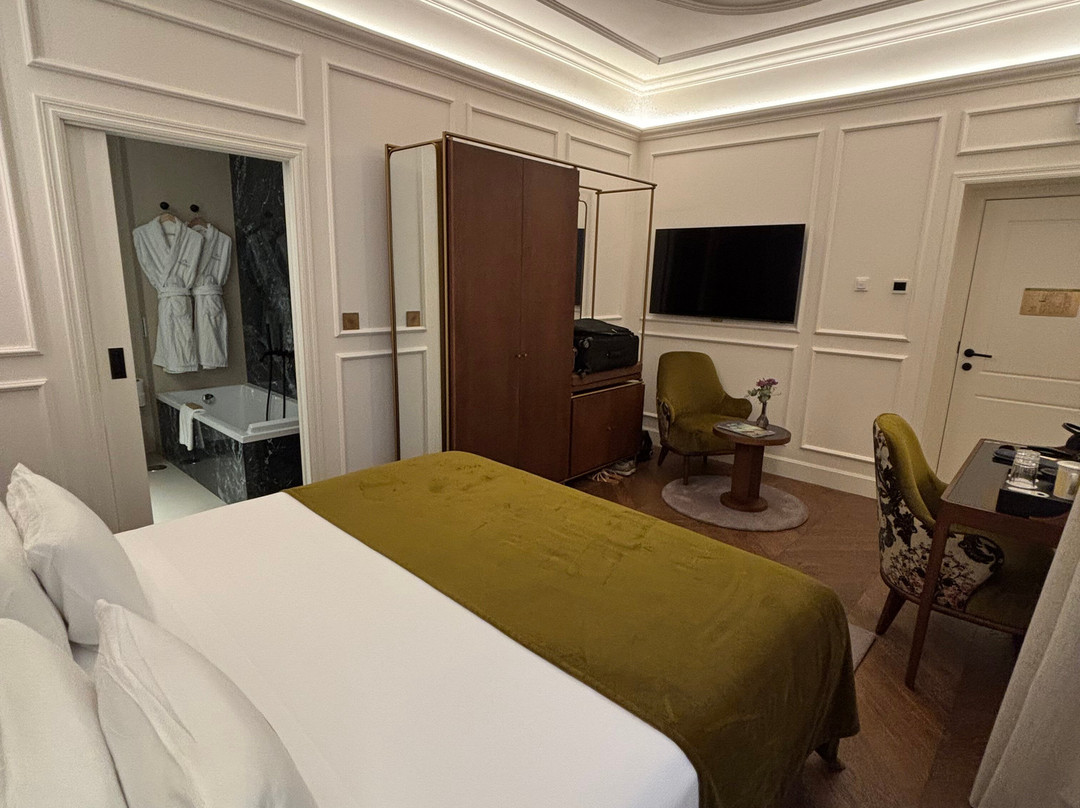 Palacio Gran Via, a Royal Hideaway Hotel主图
