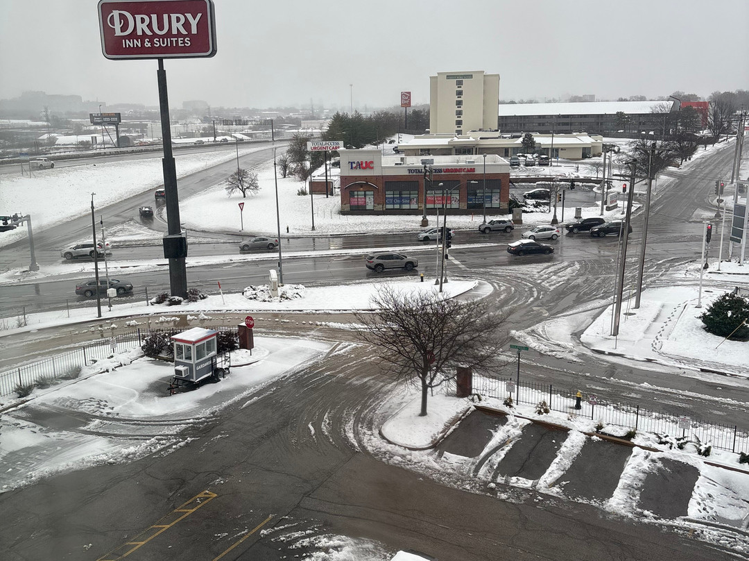Drury Inn & Suites St. Louis Forest Park主图