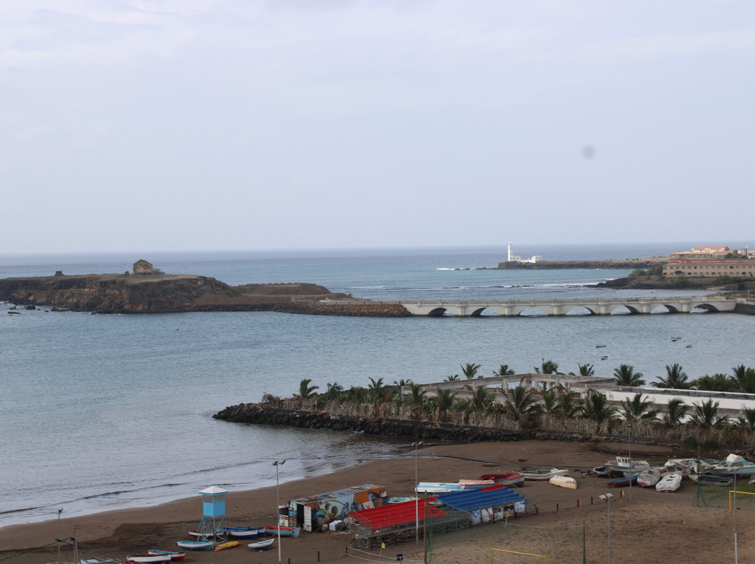 Praia de Gamboa Beach-培亚必去景点