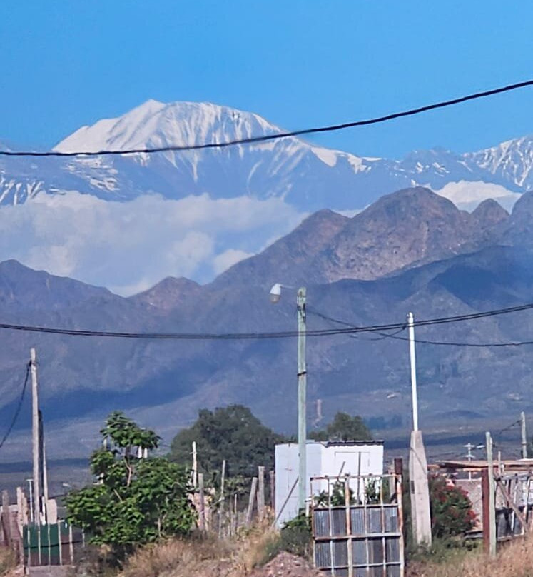Adora Mendoza-门多萨必去景点