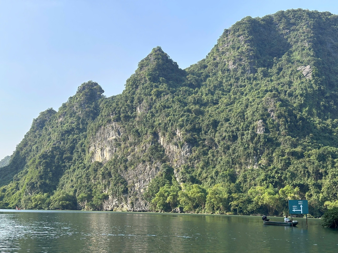Amazing Car Service-河内必去景点