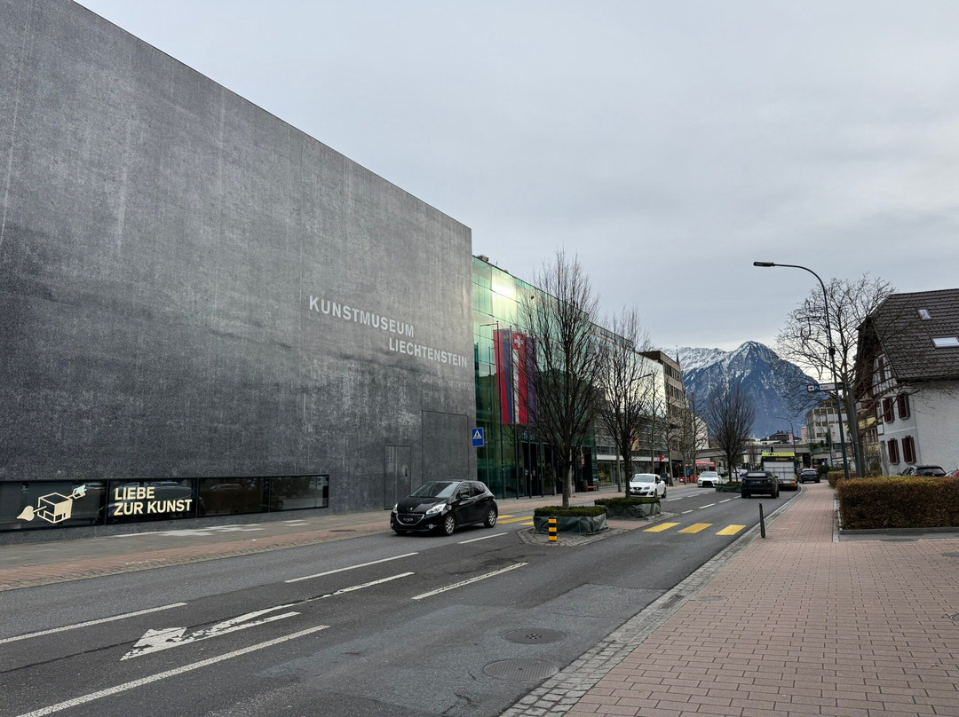 Liechtenstein Center-瓦杜兹必去景点
