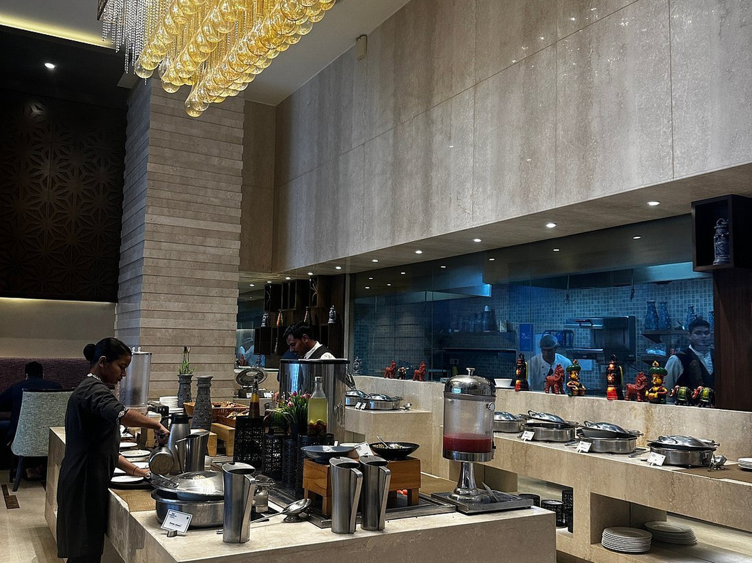 Nirvana Sarovar Portico主图