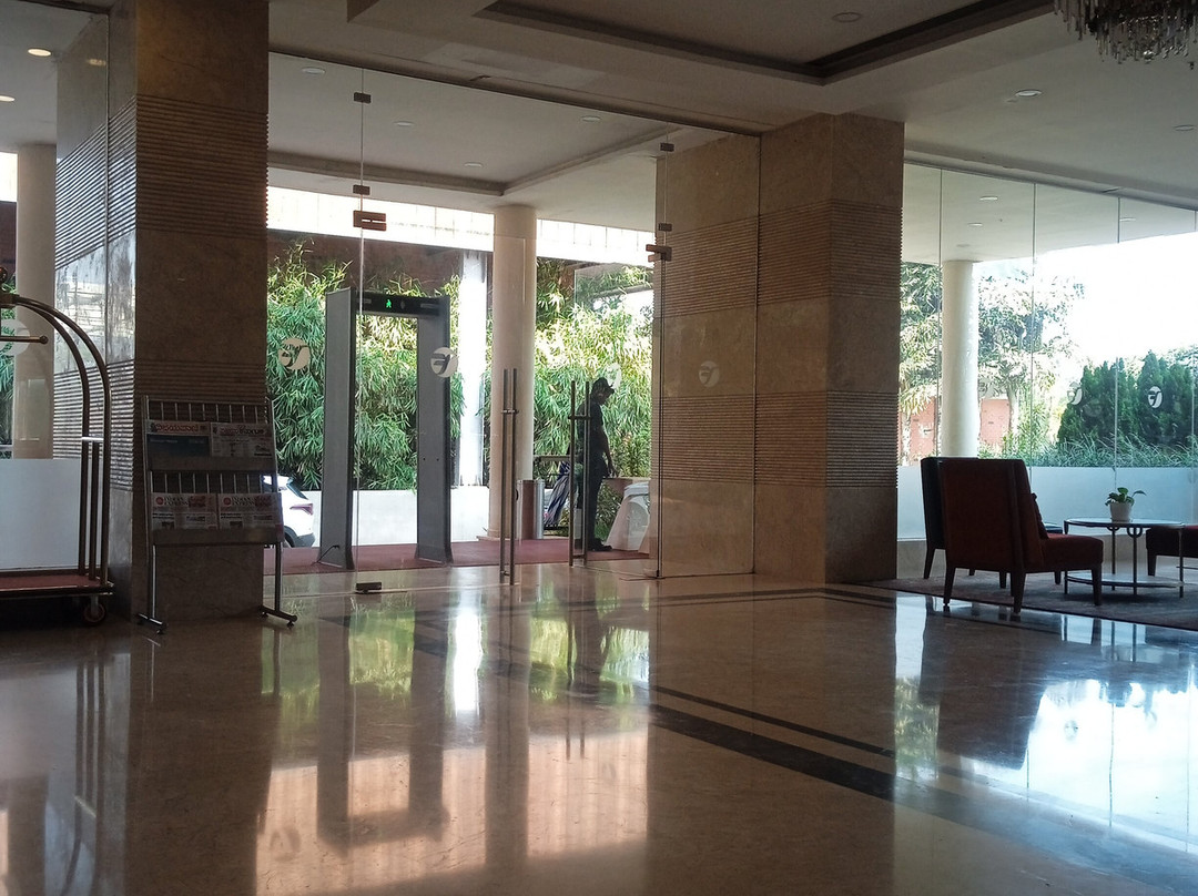 Fortune Park Airport Road主图