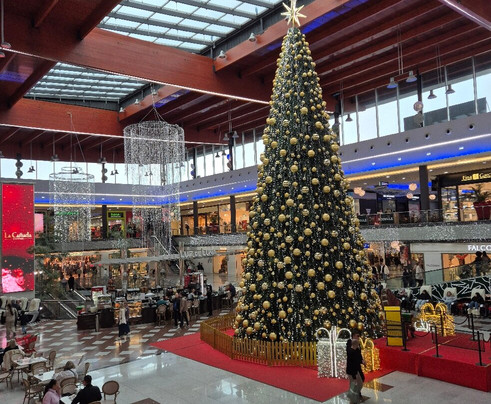 La Canada Shopping Centre-马贝拉必去景点