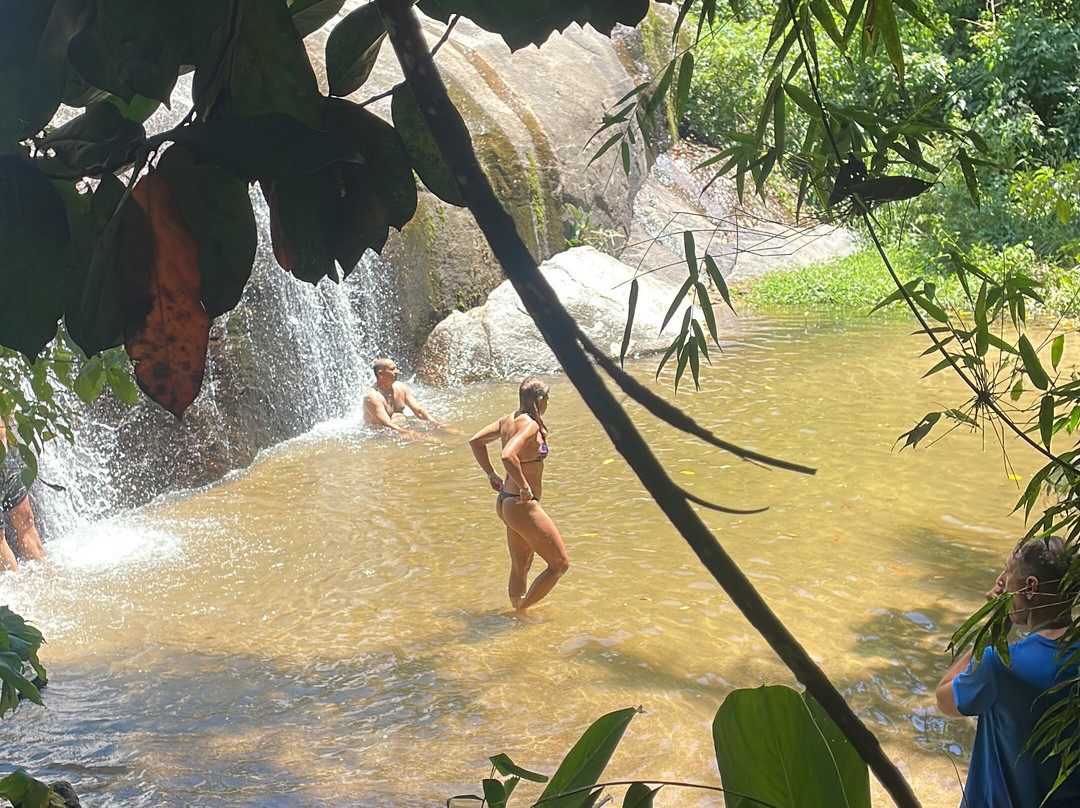 Cachoeira dos Tres Tombos-伊利亚贝拉必去景点