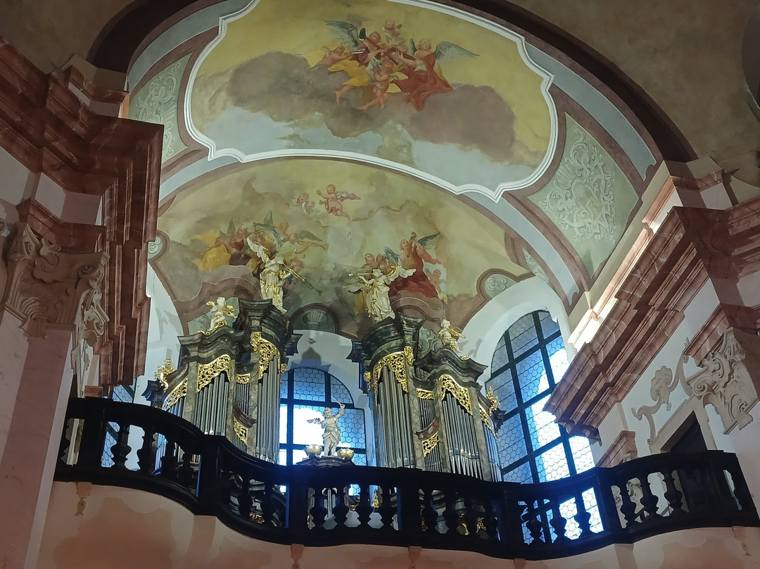 Church of St Peter and St Paul-Male Brezno必去景点