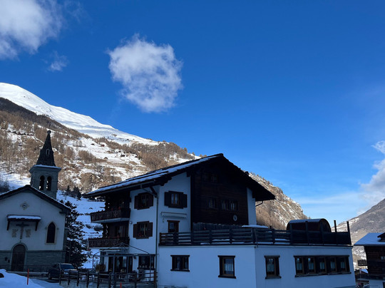 Hotel Les Melezes主图