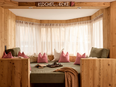 阿尔彭弗雷德酒店主图