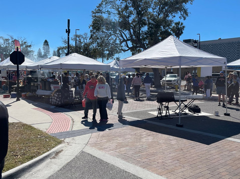 Corey Avenue Sunday Market-圣彼得海滩必去景点
