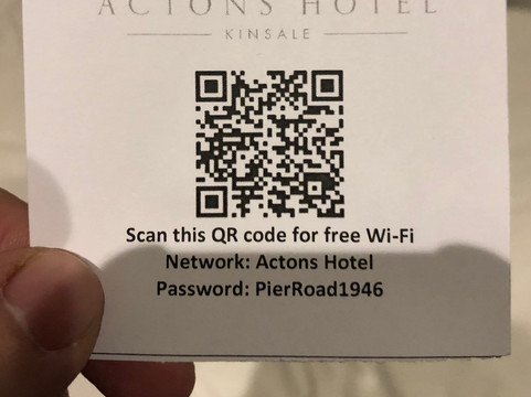 阿克顿斯酒店主图