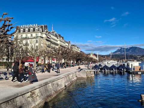 维尔登曼酒店主图