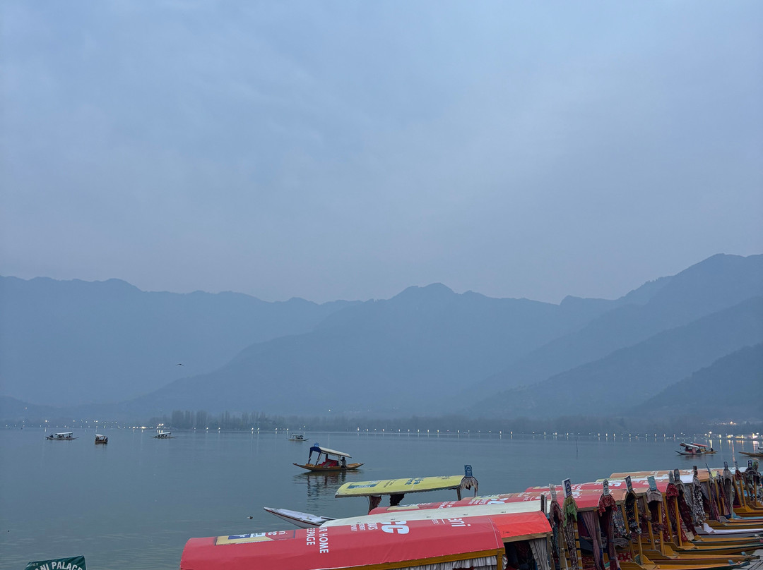 Nishat Tours And Travels-斯利那加必去景点