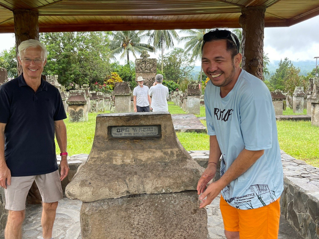 Lucky Tour and Travel - Manado Driver Guide-比通必去景点