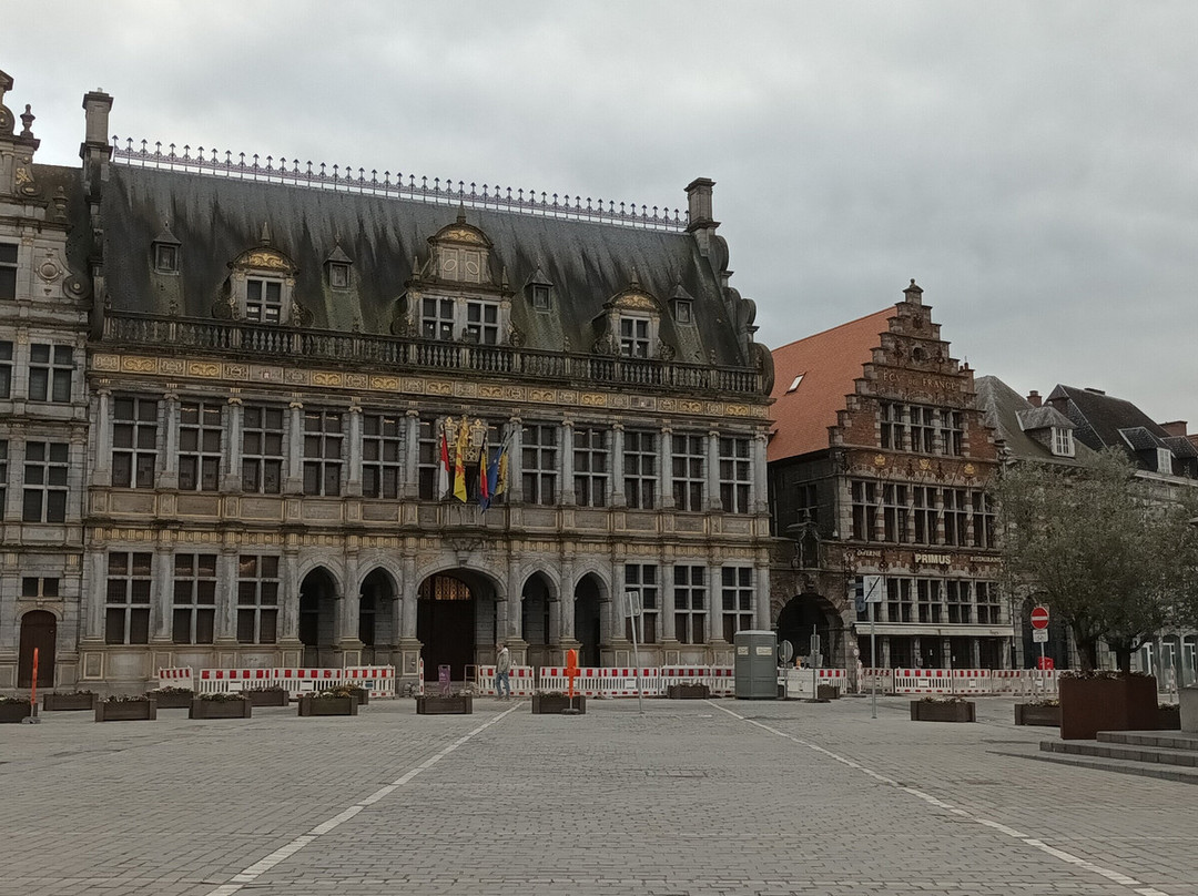 Grand Place-图尔奈必去景点