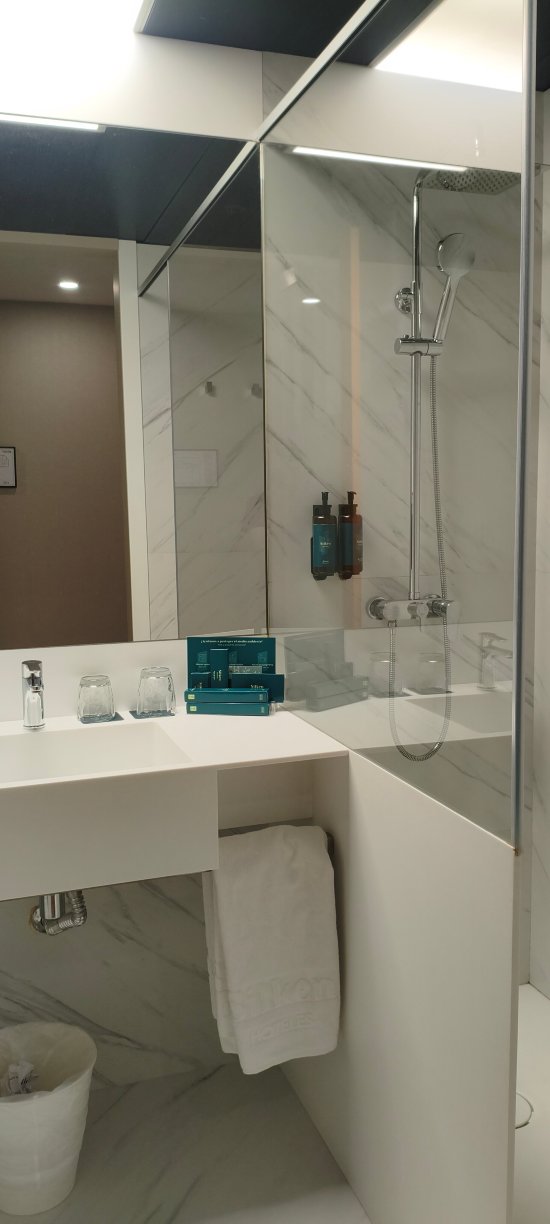 巴黎贝尔西尔钟楼饭店-浴室