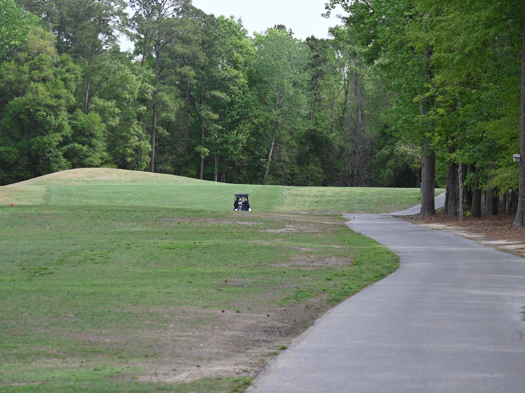 Blackmoor Golf Club-默勒尔斯因莱特必去景点