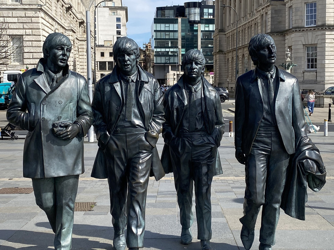Beatles Statue-利物浦必去景点