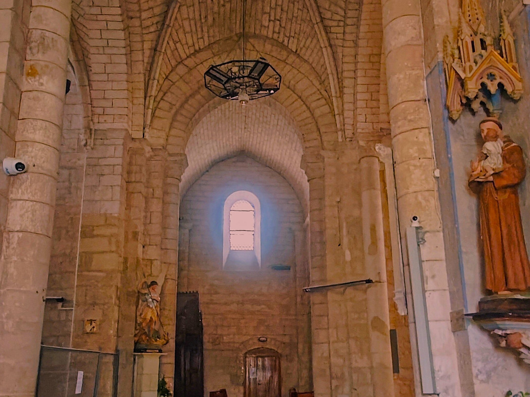 Eglise Saint Etienne-Aigrefeuille D'Aunis必去景点