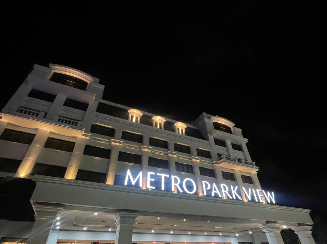 三宝拢科塔拉玛地铁公园景观酒店主图