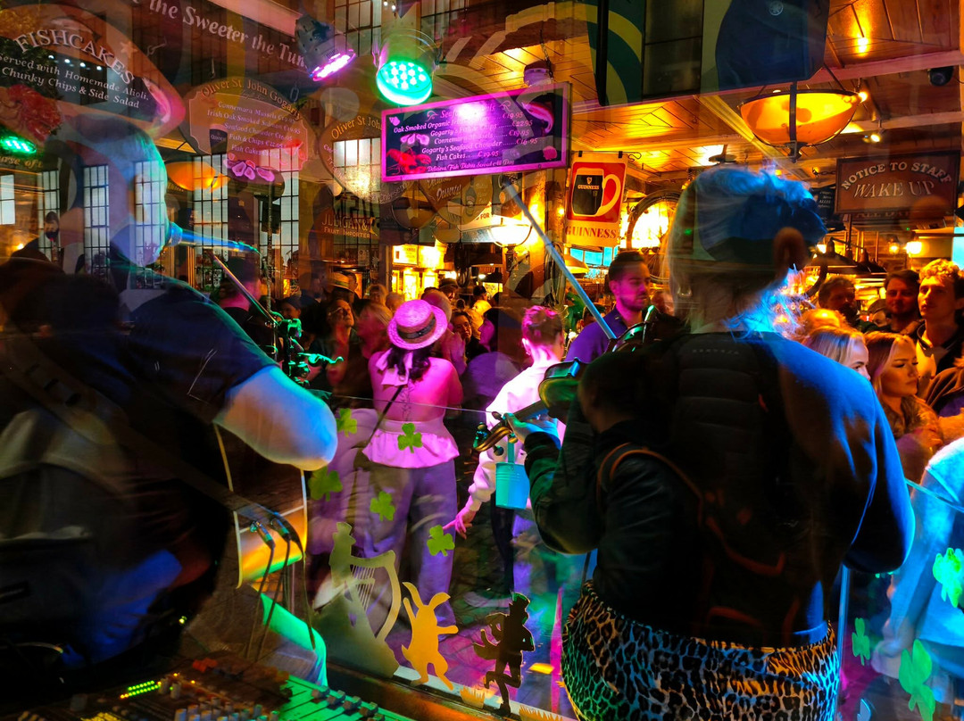 卡斯蒂斯酒店主图